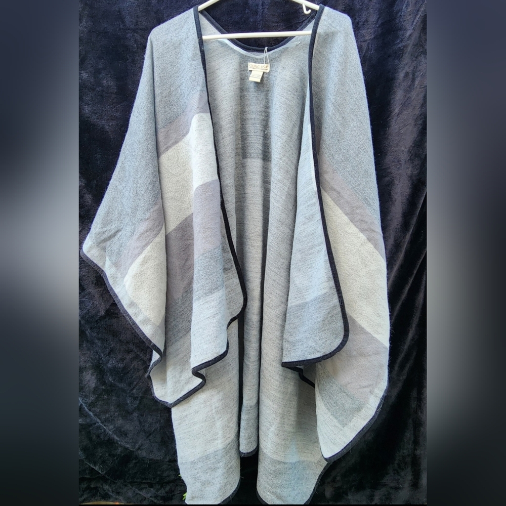 Young USA® Poncho/Blanket Wrap Size: OS